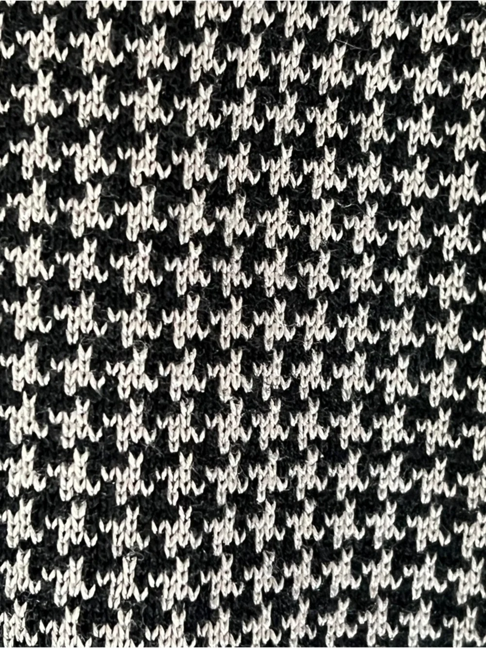 PAUL FREDRICK Silk Cotton Houndstooth V-Neck Button Cardigan Men’s Medium